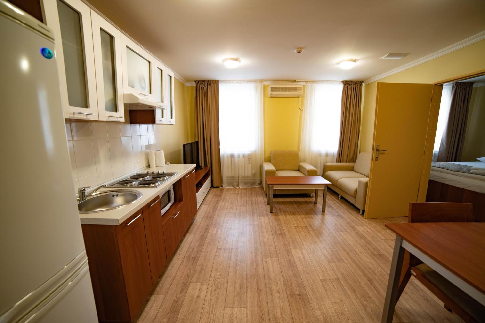Chagala Hotel Aksai Aksay Eksteriør bilde